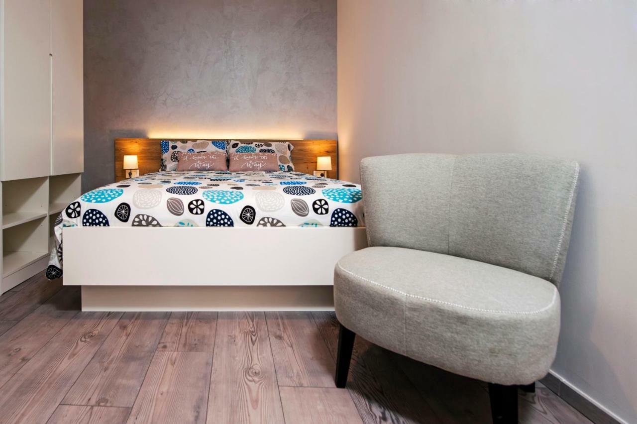 Studio Apartment Kris Rovinj Eksteriør billede